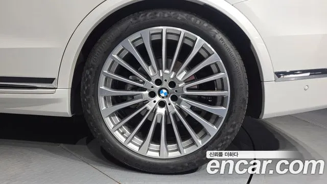 BMW X7 — Фото автомобиля 18