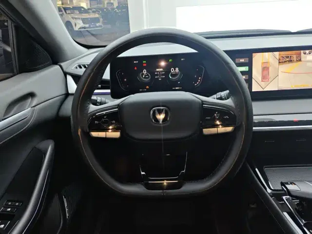 Changan Raeton Plus — Фото автомобиля 15