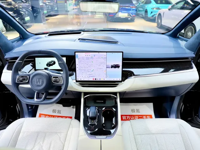 ZEEKR Zeekr 009 2024 6-seat Executive AWD 108kWh — Фото автомобиля 12