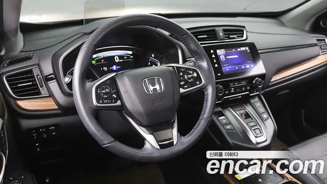 Honda CR-V Generation 5 — Фото автомобиля 12