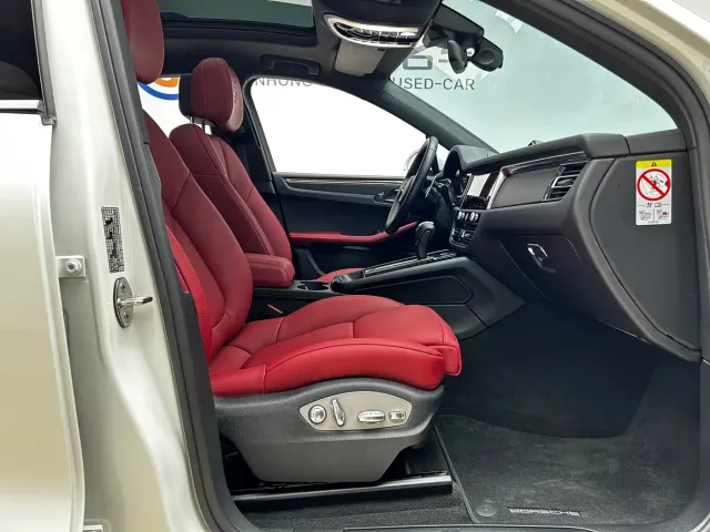 Porsche Macan — Фото автомобиля 22