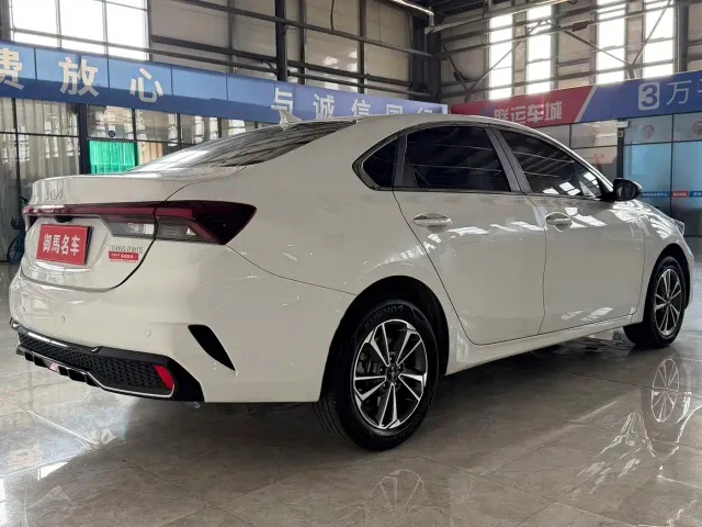 Kia K3 — Фото автомобиля 6