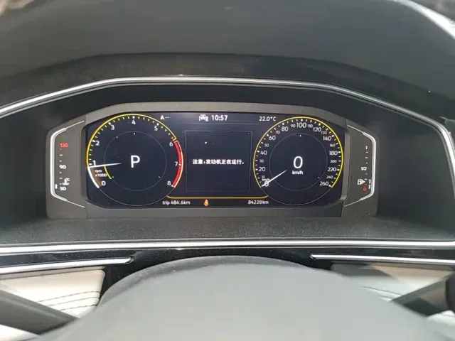 Volkswagen Tiguan L — Фото автомобиля 11