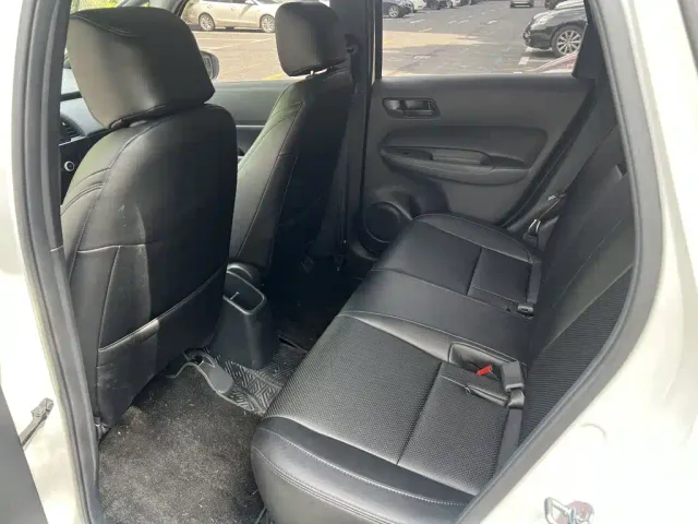 Honda Fit — Фото автомобиля 6