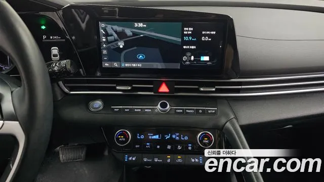 Hyundai Avante CN7 — Фото автомобиля 18