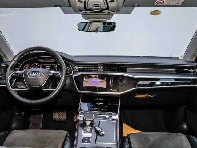 Audi A7L — Фото автомобиля 14