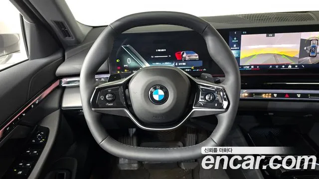 BMW 5-Series — Фото автомобиля 13