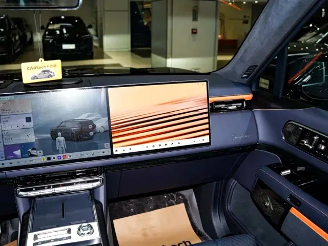 ZEEKR Zeekr 9X 2025 Model Gloss Black Edition — Фото автомобиля 30