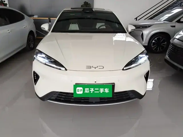 BYD Seal 07 DM-i — Фото автомобиля 2