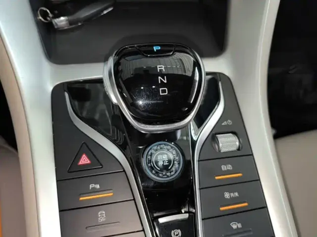 BYD Song Pro — Фото автомобиля 13