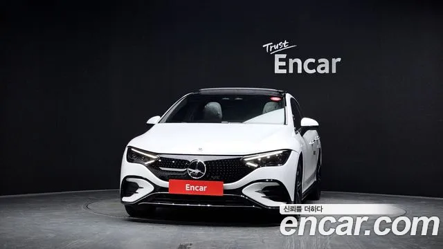 Mercedes-Benz EQE — Фото автомобиля 2