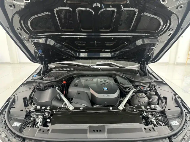 BMW 5 Series — Фото автомобиля 23