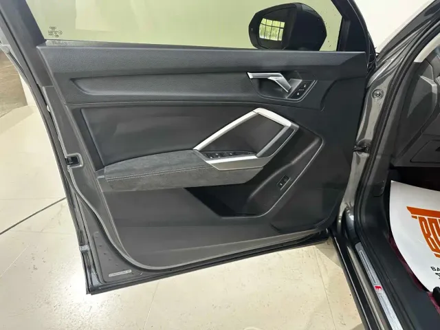 Audi Q3 — Фото автомобиля 8