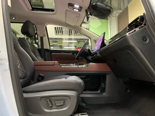 GAC Trumpchi E8 — Фото автомобиля 11