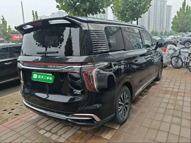 Hongqi HQ9 PHEV — Фото автомобиля 6