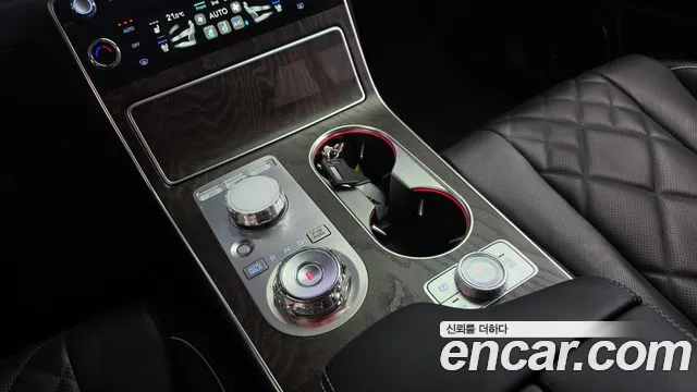 Genesis GV80 — Фото автомобиля 12