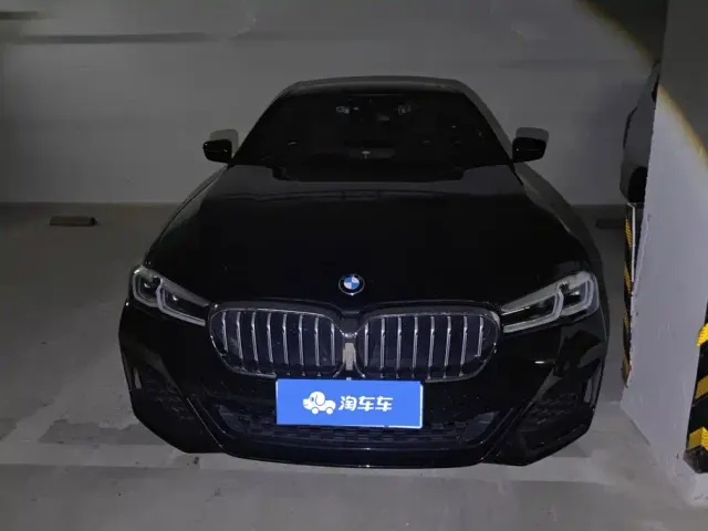 BMW 5 Series — Фото автомобиля 2