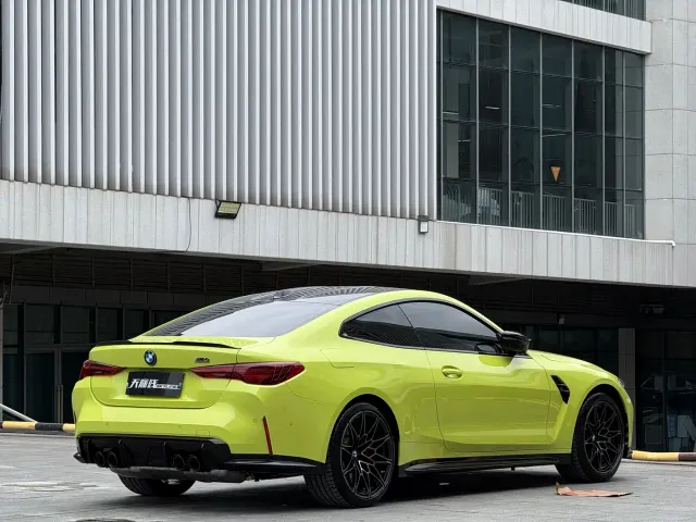 BMW M4 — Фото автомобиля 7