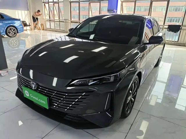 Фотография автомобиля — Changan Eado