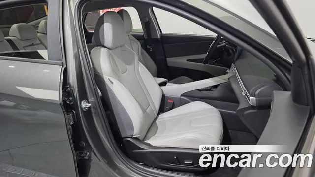 Hyundai AVANTE Avante (CN7) — Фото автомобиля 25