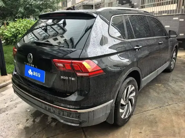 Volkswagen Tiguan L — Фото автомобиля 3