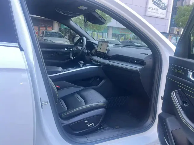 Geely Xingrui — Фото автомобиля 5