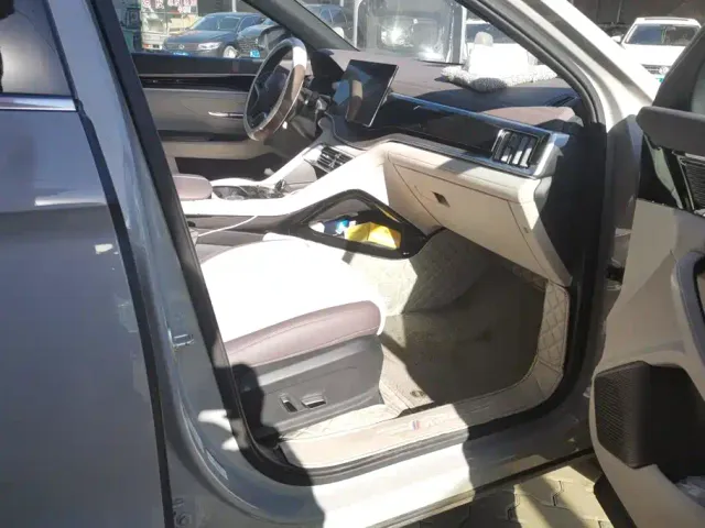 BYD Song PLUS — Фото автомобиля 8