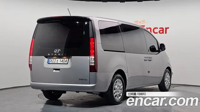 Hyundai Staria Staria Карго 5 мест — Фото автомобиля 2