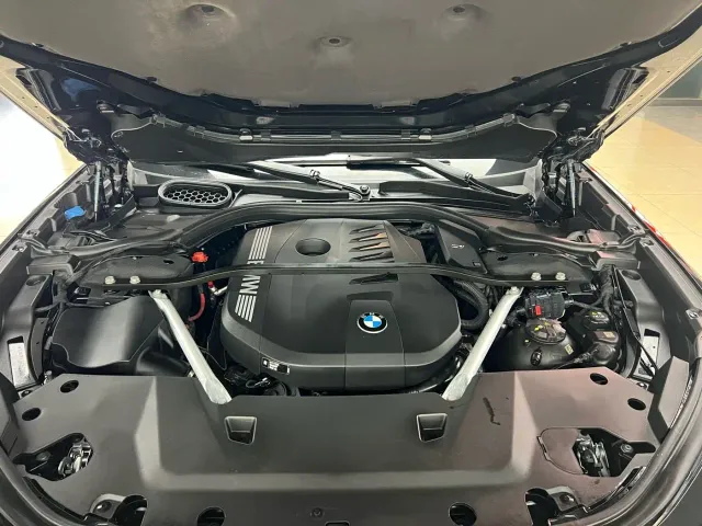 BMW 7 Series — Фото автомобиля 25