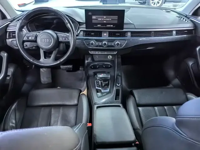 Audi A4L — Фото автомобиля 12