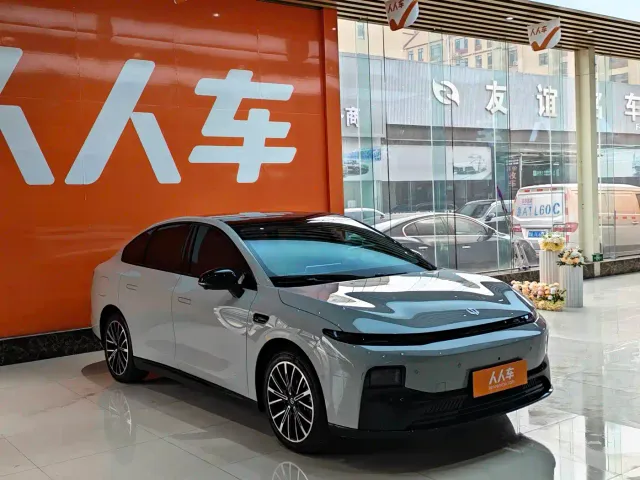 Leapmotor B01 — Фото автомобиля 3