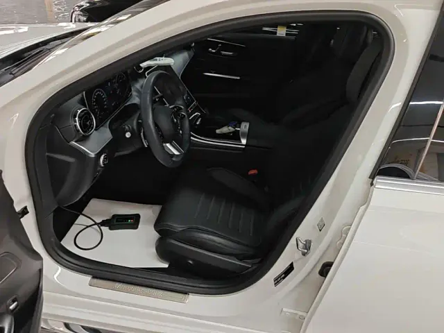 Mercedes-Benz C-Class — Фото автомобиля 14