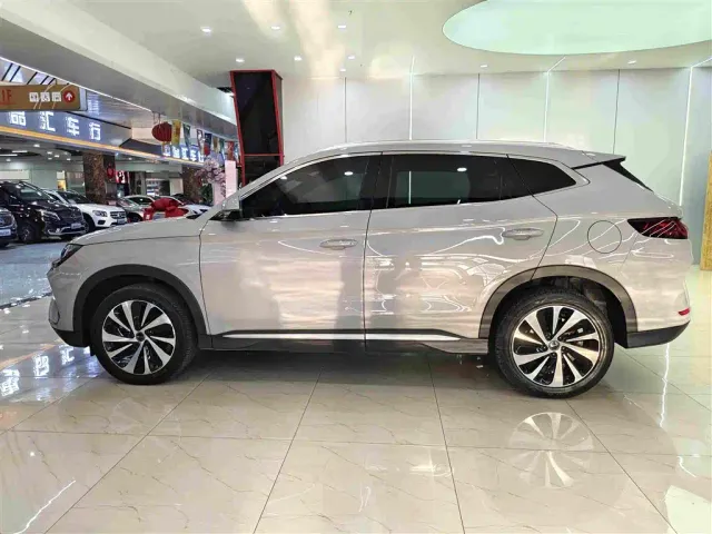 BYD Song PLUS — Фото автомобиля 7