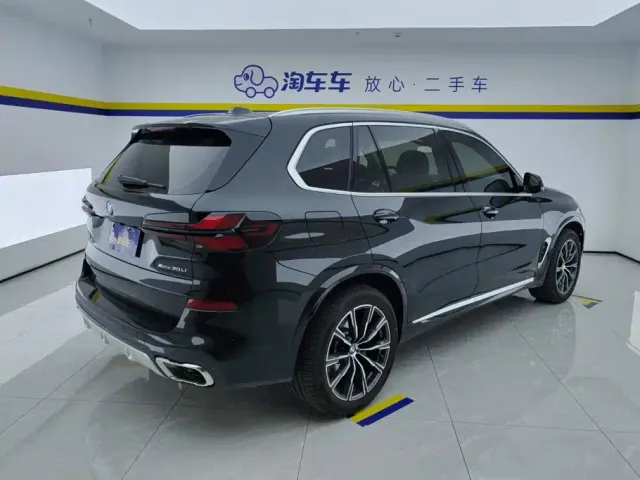 BMW X5 — Фото автомобиля 3
