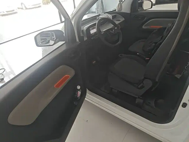 Wuling Hongguang Mini EV — Фото автомобиля 15