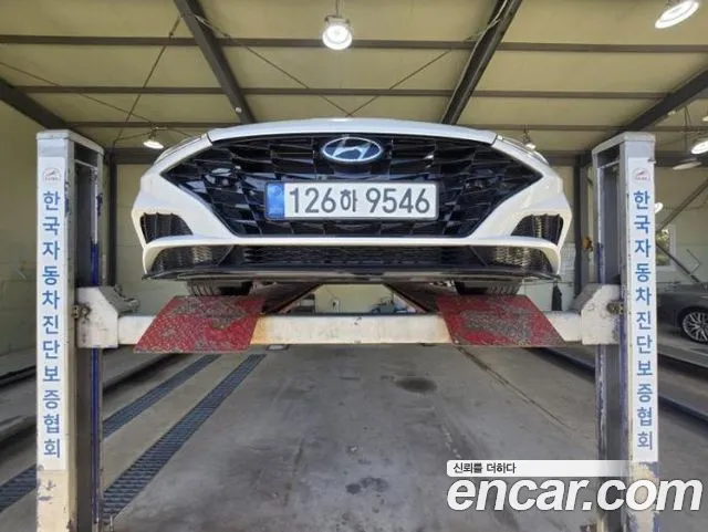 Фотография автомобиля — Hyundai Sonata DN8