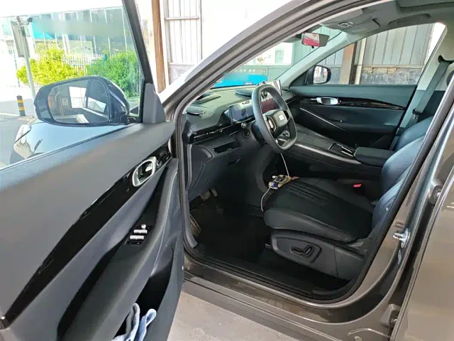 Geely Galaxy E5 — Фото автомобиля 15