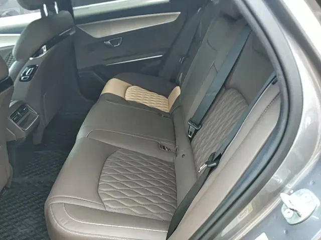 BYD Han — Фото автомобиля 16