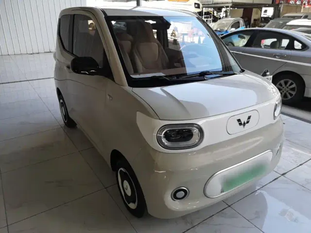 Wuling Hongguang Mini EV — Фото автомобиля 3