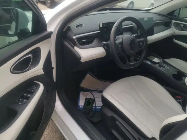 BYD Seal 05 DM-i — Фото автомобиля 15
