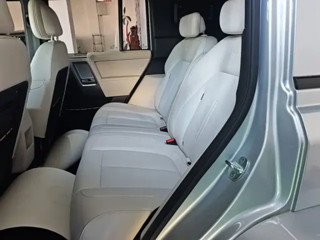 iCAR V23 — Фото автомобиля 16