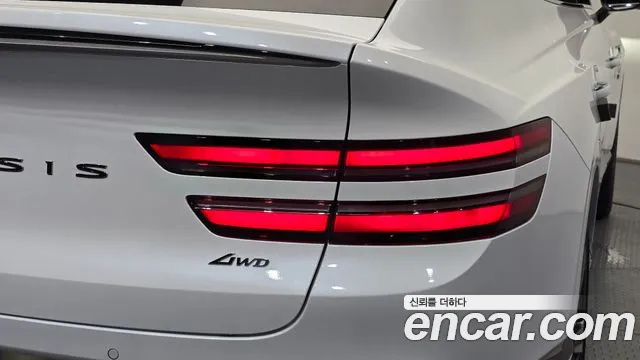 Genesis GV80 — Фото автомобиля 21