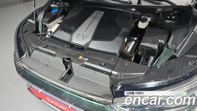 Kia EV6 — Фото автомобиля 9