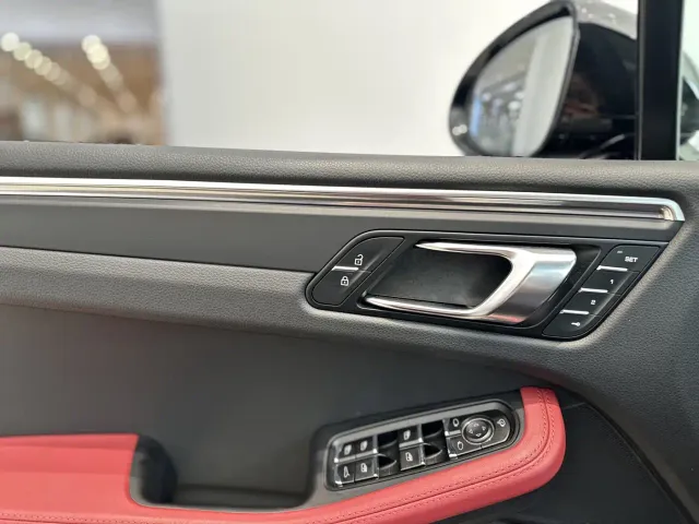 Porsche Macan — Фото автомобиля 8
