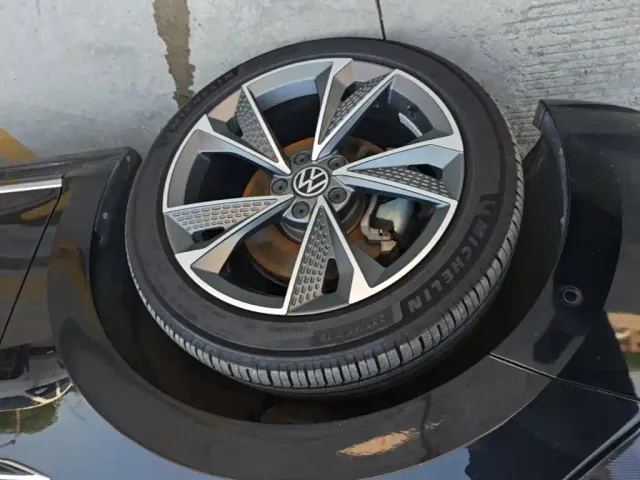 Volkswagen Passat — Фото автомобиля 22