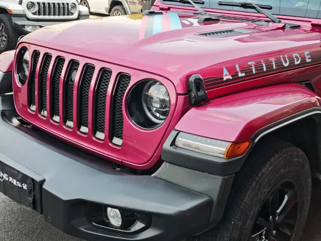 Jeep Wrangler — Фото автомобиля 2