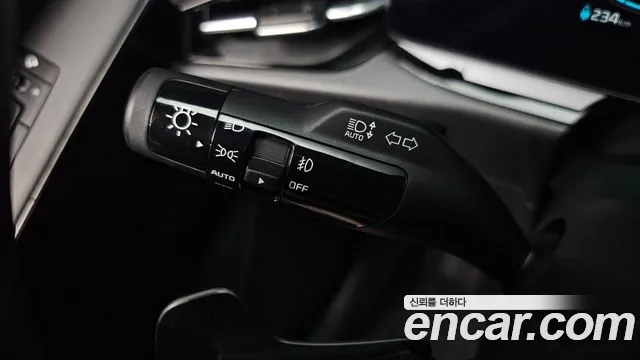 Kia Niro — Фото автомобиля 15