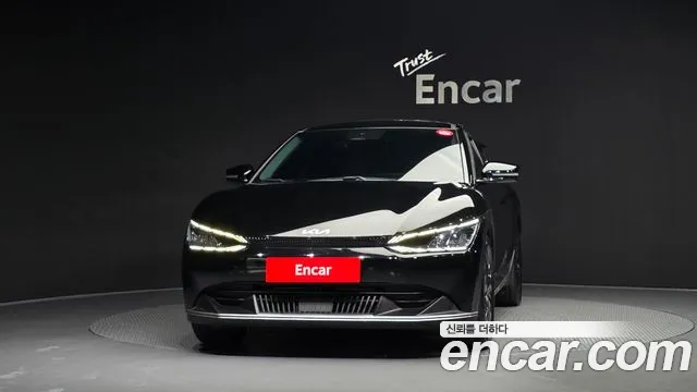 Kia EV6 — Фото автомобиля 3