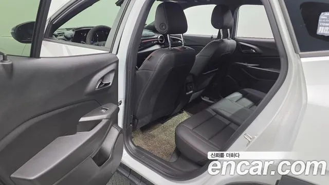 ChevroletGMDaewoo Trax Trax Кроссовер — Фото автомобиля 12