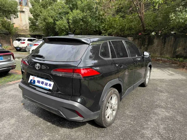 Toyota Corolla Cross — Фото автомобиля 5